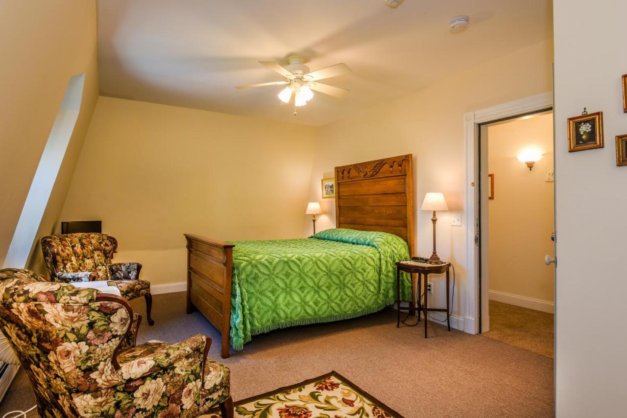 Payne'S Harbor View Inn New Shoreham Esterno foto
