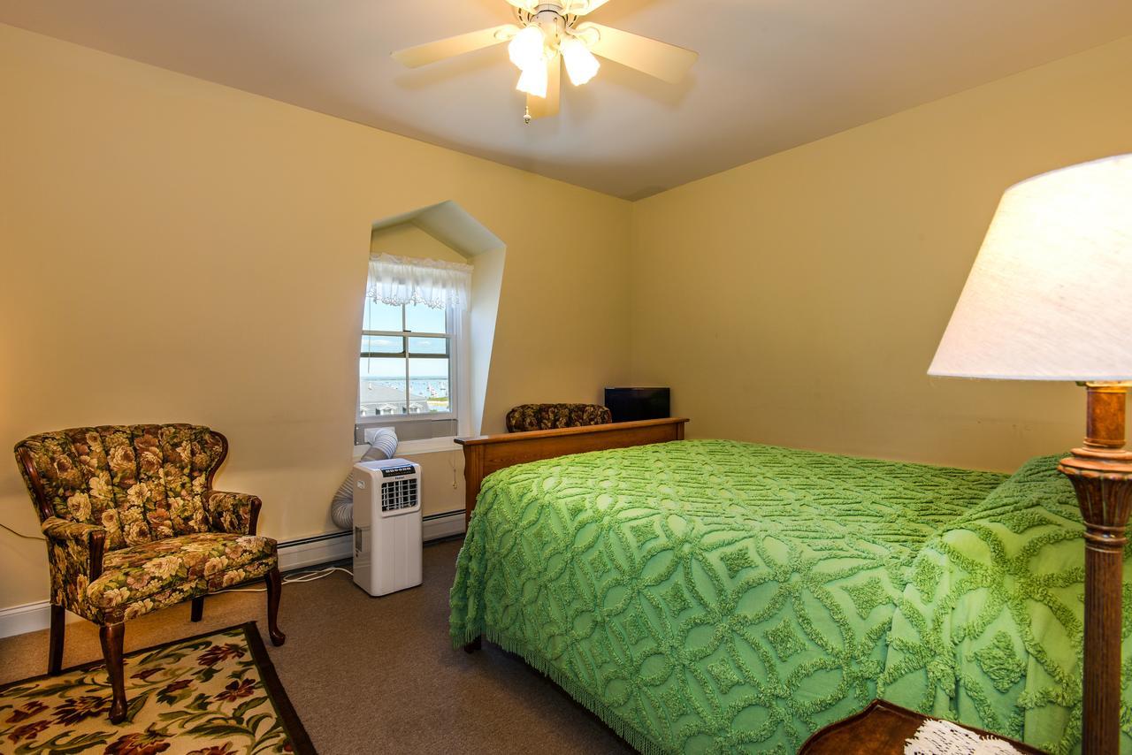 Payne'S Harbor View Inn New Shoreham Esterno foto